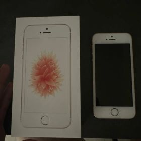 美品Apple iPhone SE ローズゴールド 本体 simフリー