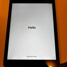 Apple iPad Air 第1世代 32gb