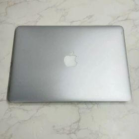 Apple MacBook Air 2015 i5 1.6GB 4GB