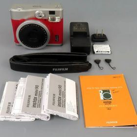 【中古】カメラ 富士フイルム インスタントカメラ チェキ instax mini 90 ネオクラシック (レッド)