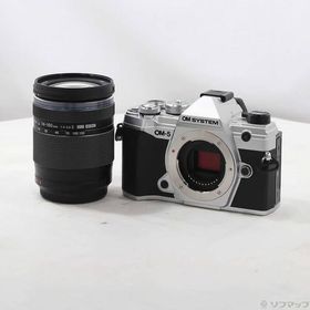 〔中古〕OMSYSTEM OM-5 14-150mm II レンズキット シルバー〔258-ud〕