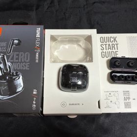 JBL TUNE FLEX ワイヤレスイヤホン 本体 付属品