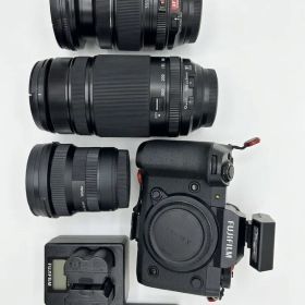 FUJIFILM X-H2 + ズームレンズ3本（広角・標準・望遠）付属品セット