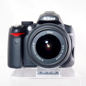 【中古】(ニコン) Nikon D5000レンズキツト