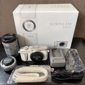 ショット数528回 OLYMPUS PEN E-PL10 ダブルズームキット 白
