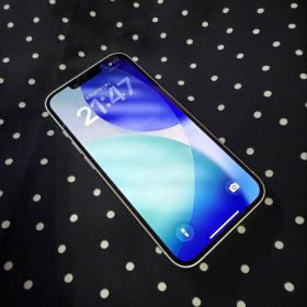 【美品】iPhone 14 128GB スターライト