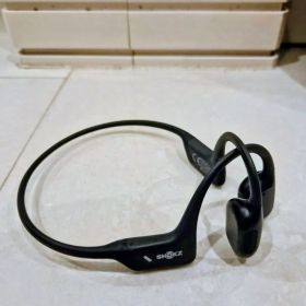 SHOKZ OPENRUN PRO 骨伝導イヤホン 本体