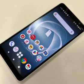 【中古S】SIMロック解除済 arrows Be4 Plus F-41B ホワイト 白ロム