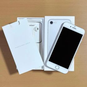 【付属品全て新品】iPhone7 128GB SIMフリー シルバー 箱付 完備