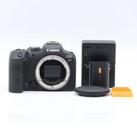 Canon EOS R7 ボディ ショット数 15000以下