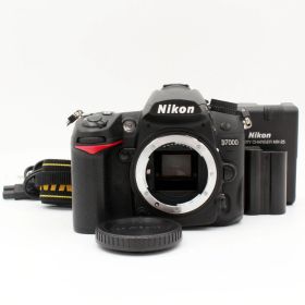 シャッター数13293枚【新品級】Nikon D7000 ボディ#0407