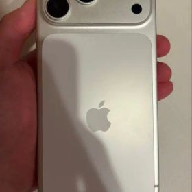 Apple iPhone 17promax本体256GB バッテリー100%
