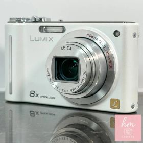 Panasonic LUMIX DMC-ZX1 ホワイト 1210万画素 光学8倍ズーム 広角25mm HD動画 薄型 コンパクトデジタルカメラ パナソニック ルミックス