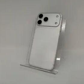 【中古】Apple 国内版 【SIMフリー】 iPhone 17 Pro Max 512GB シルバー MFYC4J/A【東池袋1丁目】保証期間１ヶ月【ランクA】