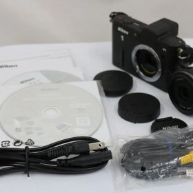【返品保証】 ニコン Nikon 1 V1 1 NIKKOR 10mm F2.8 付属品多数 ミラーレス一眼 e17780