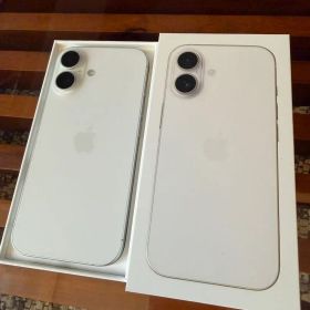 美品 iPhone17 ホワイト 256GB 国内版SIMフリー