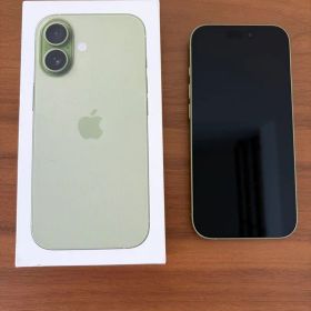 【美品】iPhone17 256GB セージ