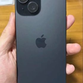 iPhone 15 128GB