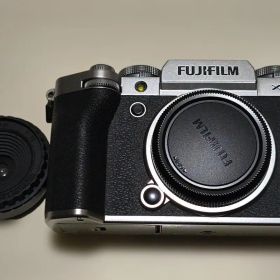 ★ FUJIFILM X-T5 シルバー 写レンズと長期保証付き！