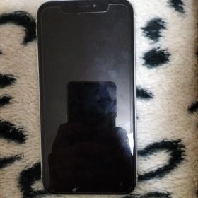 Apple iPhone XR ホワイト 本体