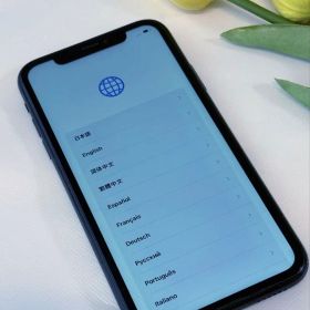 Apple iPhone XR Black 本体 SIMロックあり (au)