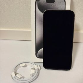 Apple iPhone 15 Pro 128GB バッテリー89%