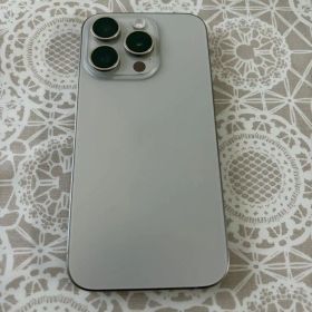 Apple iPhone 15 Pro 128GB本体