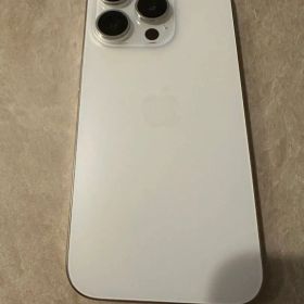 Apple iPhone 15 Pro 本体 512GB