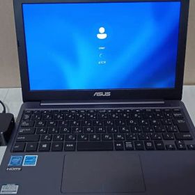 ASUS Vivobook E203MA Celeron 紺