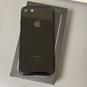 iOS 10.3.3 iPhone 7 128GB 本体