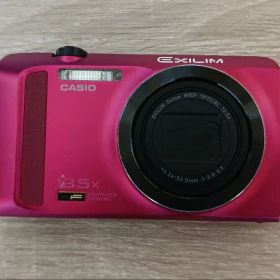 【ジャンク品】CASIO EXILIM EX-ZR200 デジカメ