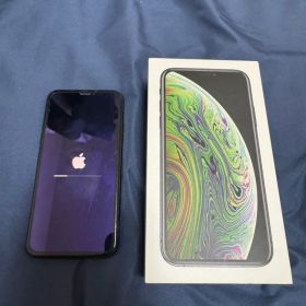 Apple iPhone XS 本体 simフリー、フィルム、ケース付き