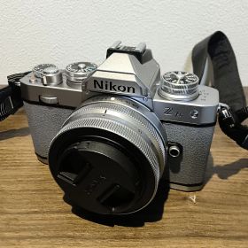 美品 希少カラー Nikon Z fc 本体 DX 16-50mm レンズキット