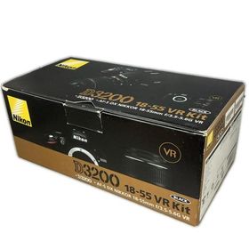 Nikon デジタル一眼カメラ D3200 AF-S DX Nikkor 18-55mm f/3.5-5.6G VR【中古】