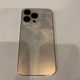 iPhone13Pro 背面ガラス割れ