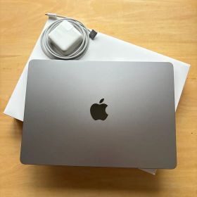 MacBook Air M2 13インチ 8GB/256GB スペースグレイ