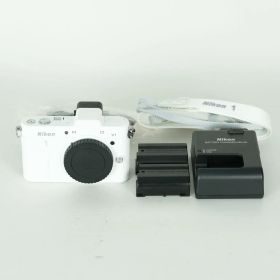 [良品 | シャッター数5,994回｜バッテリー2個付] Nikon Nikon1 V1 ボディ ホワイト