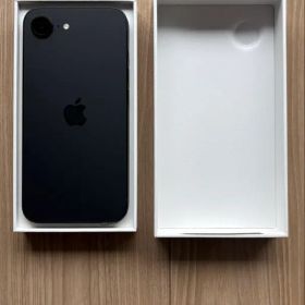 Apple iPhone 17e 本体 256GB