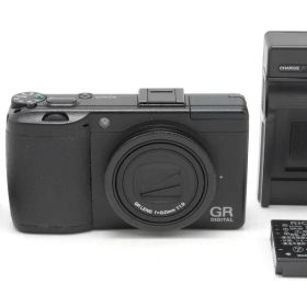 1856ショット 極美品 RICOH GR DIGITAL III #523