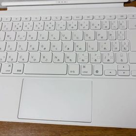 iPad Magic Keyboard Folio A16、第10世代 日本語