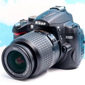 スマホに転送♪⭐️簡単操作⭐️ニコン Nikon D5000⭐️自撮りラクラク