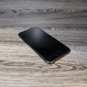 Apple "iPhone SE2" 64GB【部品取り】