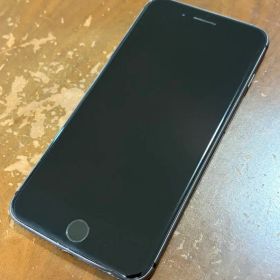 【iPhone 8 Plus 256GB ブラック】