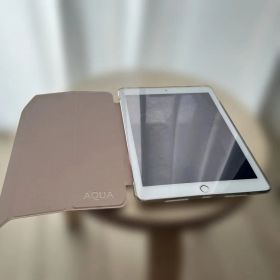 iPad Pro 9.7インチ 2016年モデル ジャンク 充電接続時は動作可