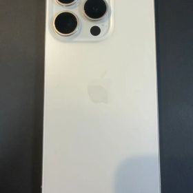 iPhone 15 Pro 256GB ホワイトチタニウム