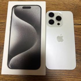 Apple iPhone 15 Pro 本体