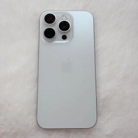 iPhone 15 Pro 256GB ホワイトチタニウム