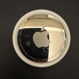 Apple Air tag 第一世代