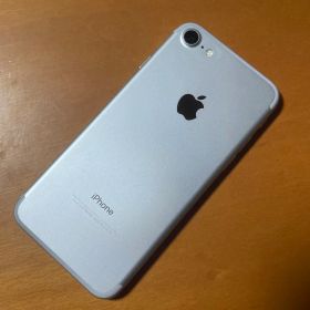 iPhone7 32GB SIMフリー 割れなし バッテリー最大容量64%