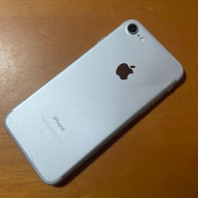 iPhone7 32GB SIMフリー 画面割れあり バッテリー最大容量84%
